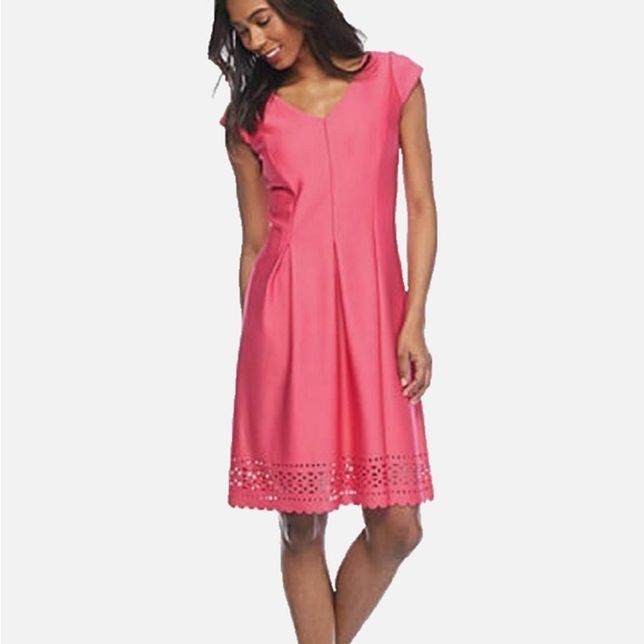 NWT Tiana B Cap Sleeve Dress Size 14 - Picture 1 of 4
